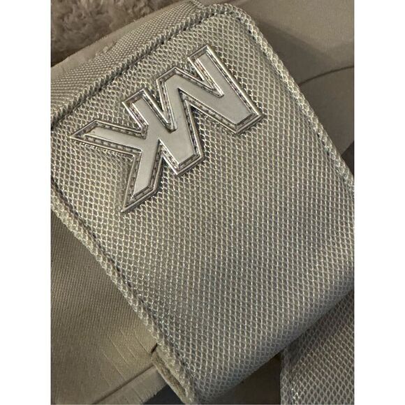 Sz10 nwot michael Kors gilmore pool slide sandals w/logo silver mesh chain - Picture 6 of 6